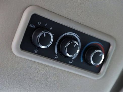 New 2024 Chevrolet Express 2500 image 8