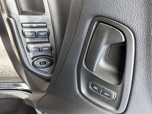 Used 2019 Ford Escape S image 8