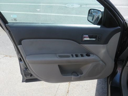 Used 2012 Ford Fusion SE image 22