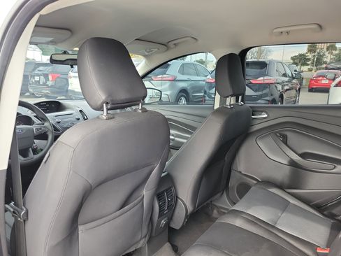 Certified 2018 Ford Escape SE image 22