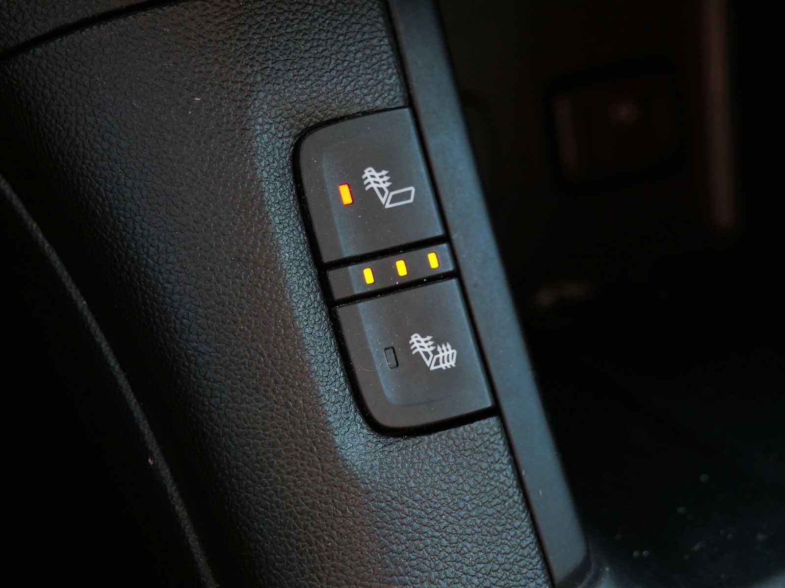 Used 2018 GMC Acadia SLE AWD/4WD image 28