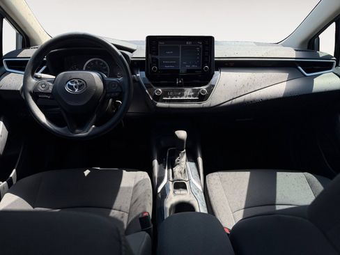 Used 2022 Toyota Corolla LE FWD image 10