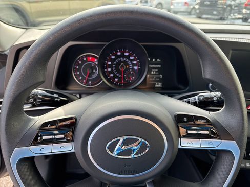 Certified 2023 Hyundai Elantra SEL image 27