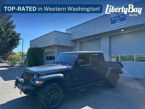 Used 2023 Jeep Gladiator Sport AWD/4WD image 1