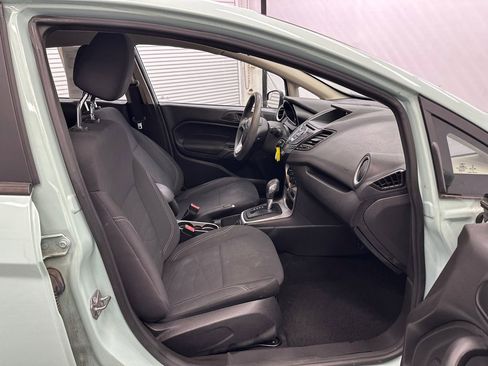 Used 2019 Ford Fiesta SE FWD image 13