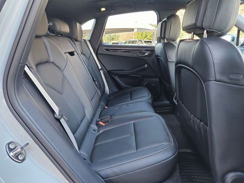 New 2026 Porsche Macan S image 24