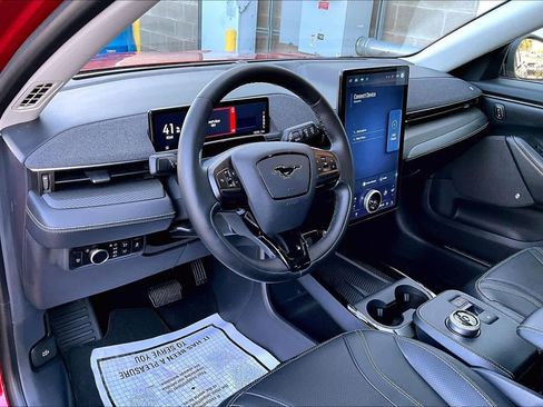 Used 2023 Ford Mustang Mach-E Premium image 17