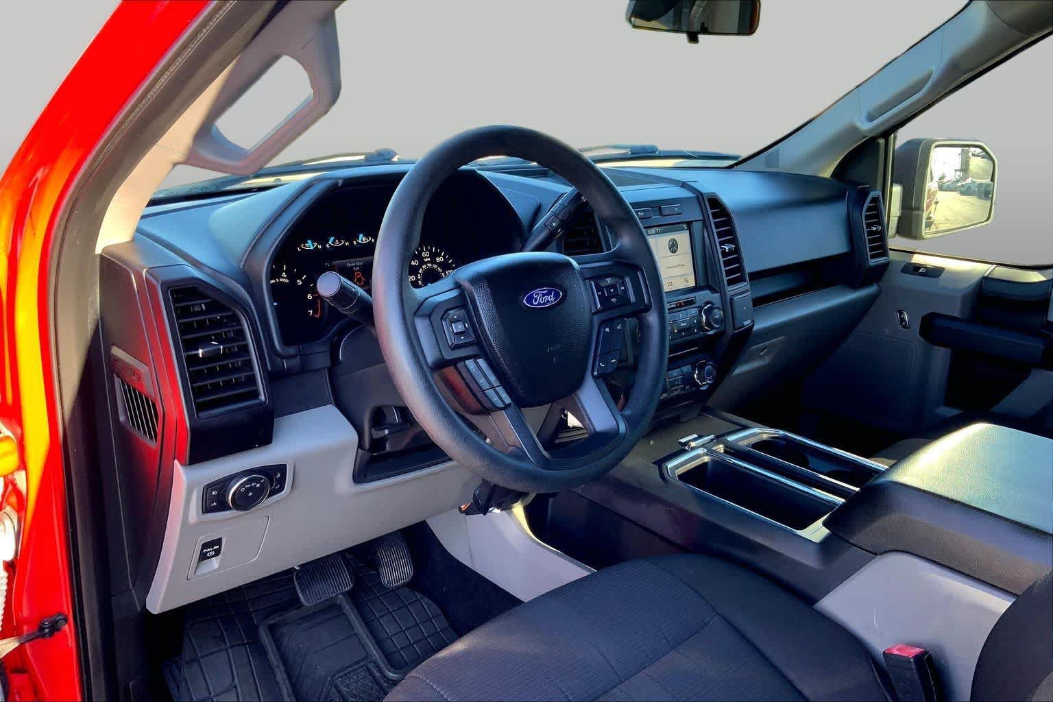 Used 2018 Ford F150 XL w/ Equipment Group 101A Mid AWD/4WD image 16