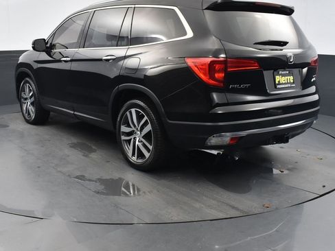 Used 2017 Honda Pilot Touring image 20