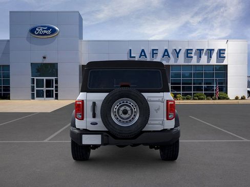 New 2025 Ford Bronco 4-Door image 5
