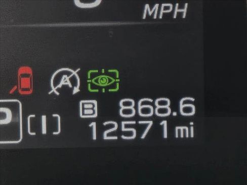 Used 2025 Subaru Forester Touring w/ Popular Package - Touring image 21