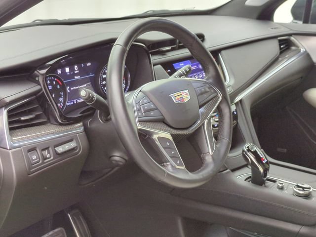 Certified 2023 Cadillac XT5 Sportv w/ Technology Package AWD/4WD image 9