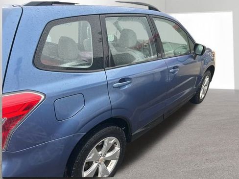 Used 2016 Subaru Forester 2.5i w/ Alloy Wheel Package image 12