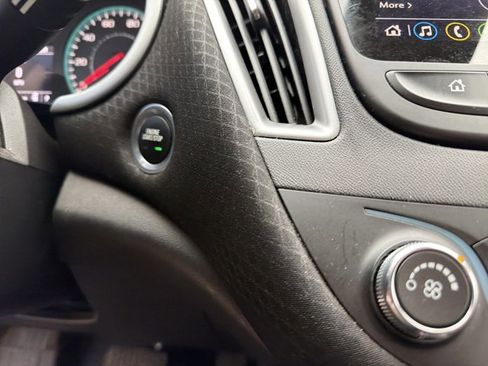 Used 2024 Chevrolet Malibu RS FWD image 23