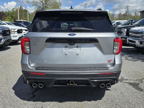 Used 2023 Ford Explorer ST AWD/4WD image 4