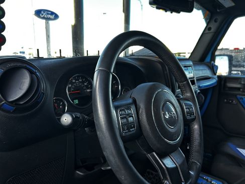 Used 2015 Jeep Wrangler Sport image 10