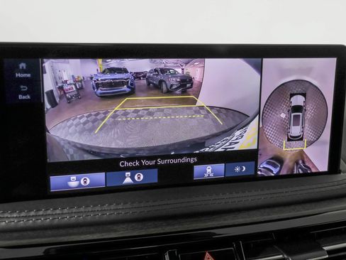 Used 2025 Acura MDX SH-AWD w/ Advance Package image 8