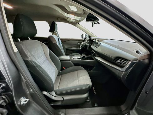 Used 2023 Nissan Rogue SV AWD/4WD image 31