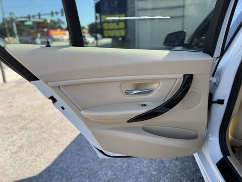 Used 2016 BMW 320i Sedan image 19