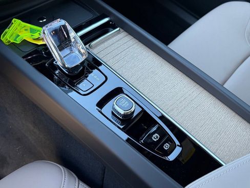 New 2026 Volvo XC60 T8 Plus w/ Protection Package Premier image 15