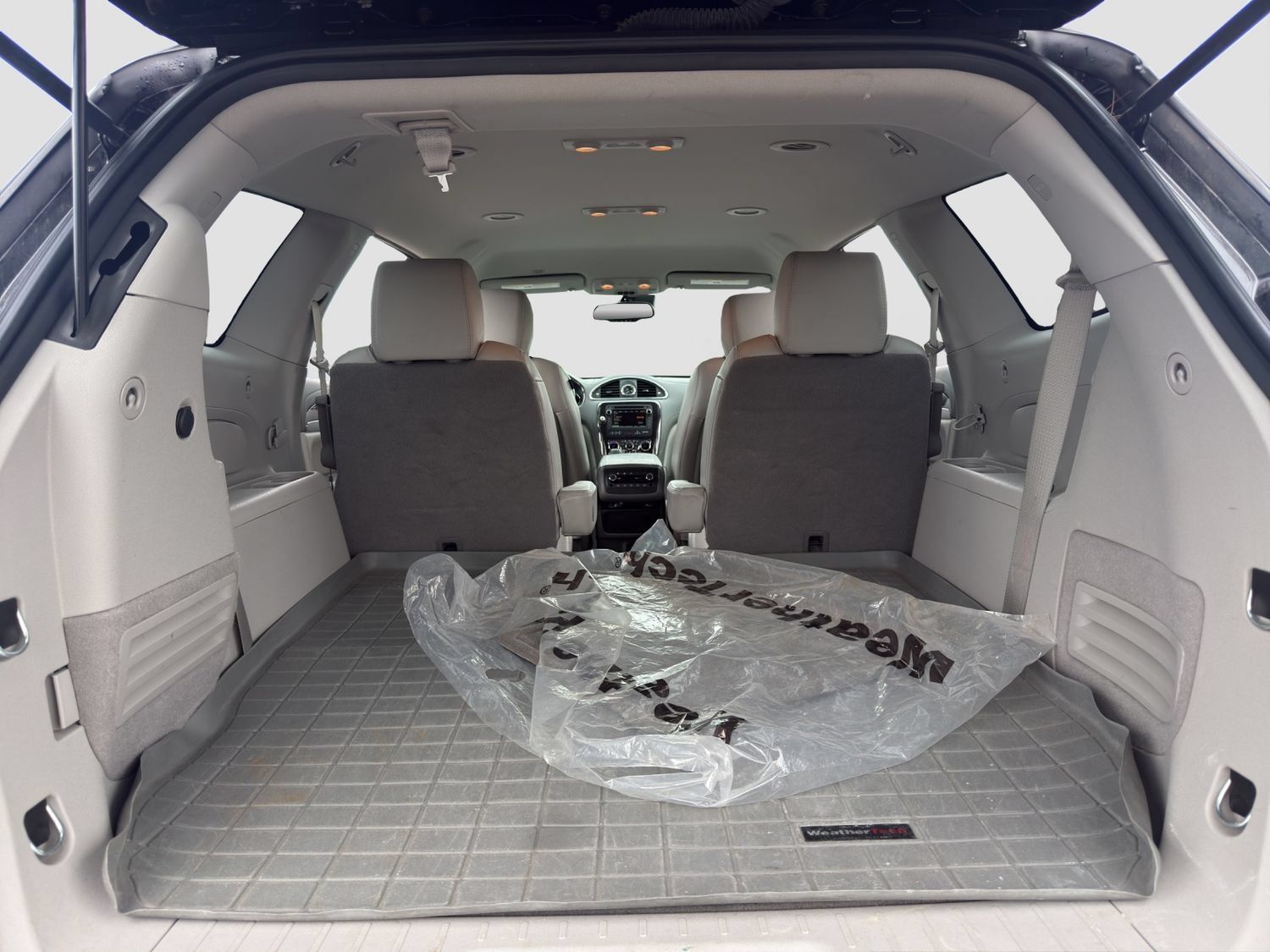 Used 2017 Buick Enclave Premium AWD/4WD image 28