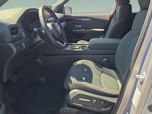 New 2026 Honda Pilot Sport image 9