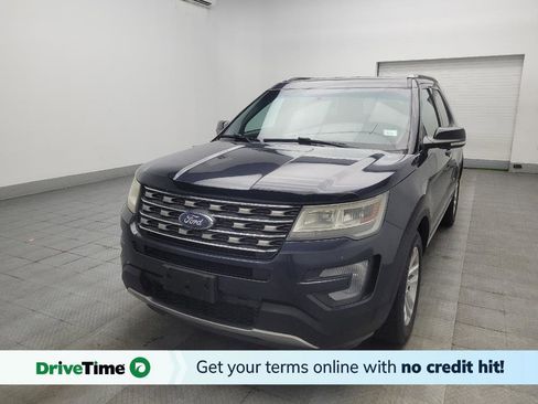 Used 2017 Ford Explorer XLT FWD image 1