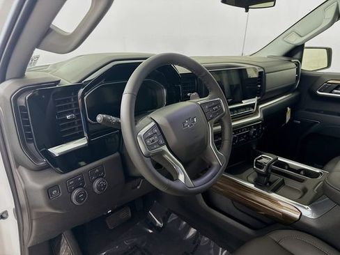 New 2026 Chevrolet Silverado 1500 RST w/ Dark Appearance Package image 12