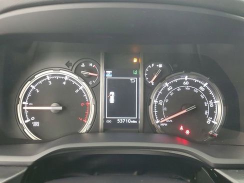 Used 2024 Toyota 4Runner TRD Off-Road Premium w/ Moonroof Package AWD/4WD image 25