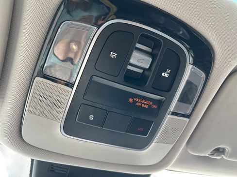 Used 2022 Hyundai Tucson Limited image 34