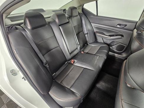 Used 2024 Nissan Altima 2.5 SR image 17