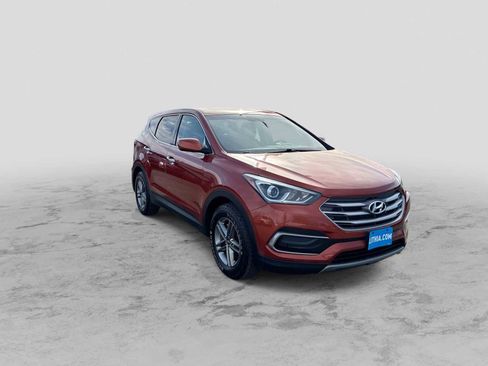 Used 2017 Hyundai Santa Fe Sport image 2