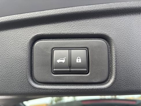 New 2025 Nissan Pathfinder Platinum w/ Lighting Package (N92) image 14