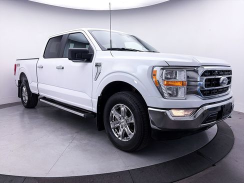 Used 2023 Ford F150 XLT w/ XTR Package AWD/4WD image 9