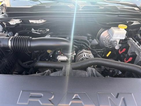 Used 2020 RAM 1500 Big Horn AWD/4WD image 33