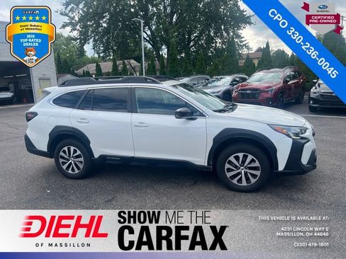 Used 2024 Subaru Outback Premium AWD/4WD image 2