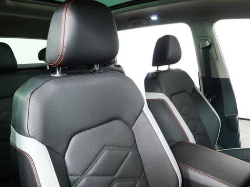 New 2026 Volkswagen Atlas Peak Edition AWD/4WD image 23