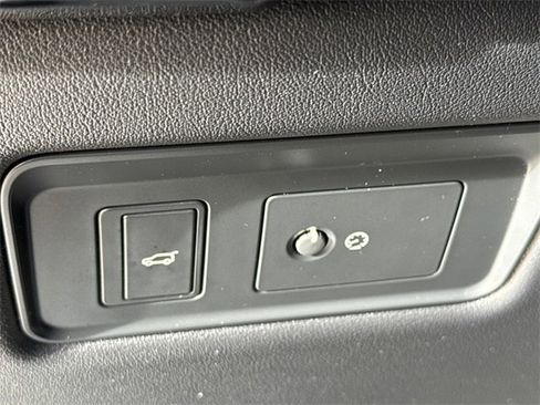 Used 2021 Land Rover Range Rover Westminster Edition image 23