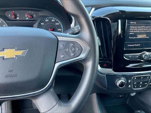 Used 2020 Chevrolet Traverse LS image 24