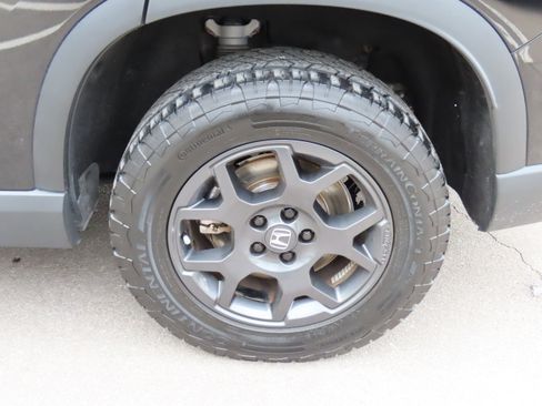 Used 2023 Honda Pilot TrailSport image 41