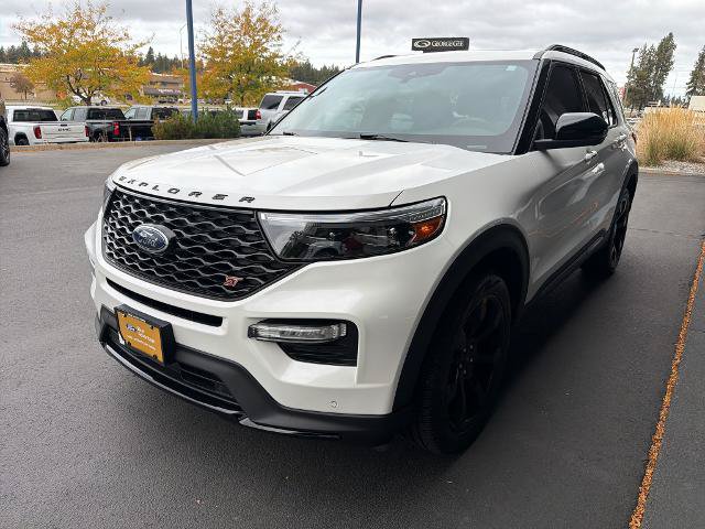 Certified 2023 Ford Explorer ST w/ Equipment Group 401A AWD/4WD image 3
