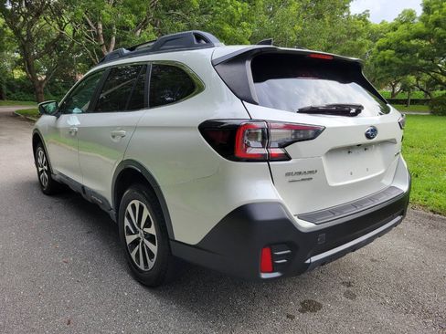 Used 2020 Subaru Outback Premium w/ Popular Package #1 AWD/4WD image 5