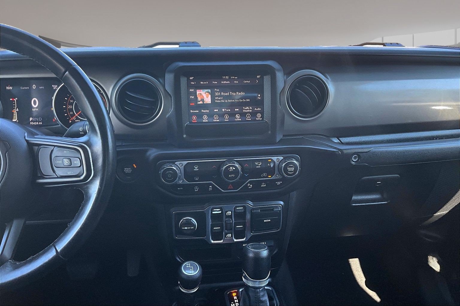 Used 2021 Jeep Gladiator Sport AWD/4WD image 10