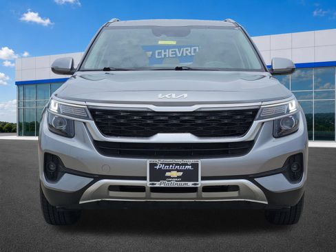 Used 2022 Kia Seltos S FWD image 6