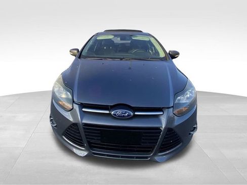 Used 2012 Ford Focus Titanium image 16