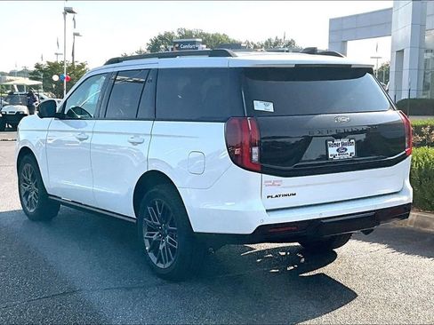 New 2027 Ford Expedition Platinum w/ Stealth Appearance Package AWD/4WD image 3
