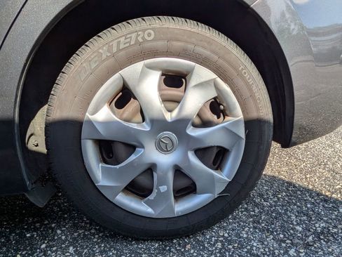 Used 2016 MAZDA MAZDA3 i Sport image 11