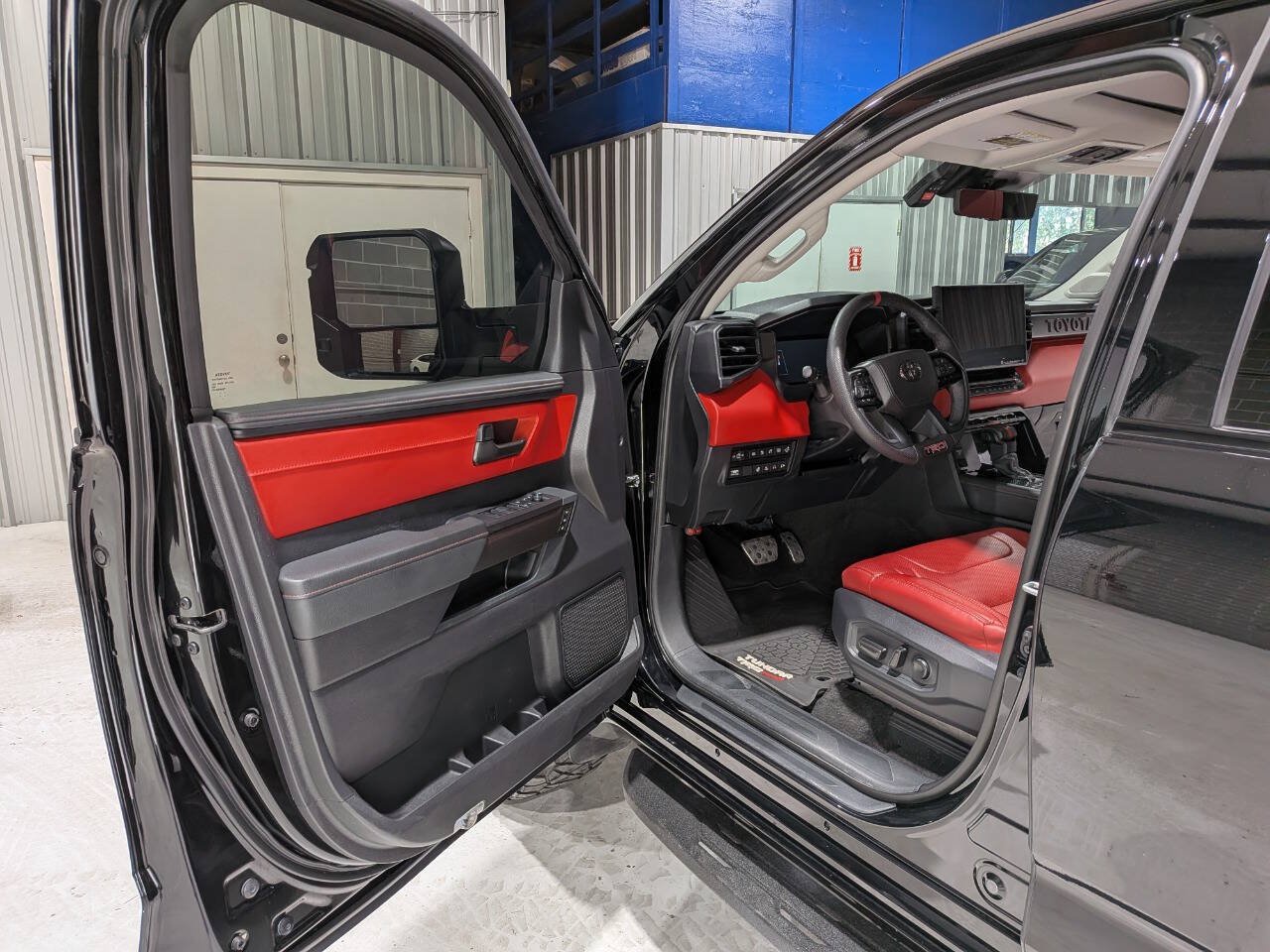 Used 2023 Toyota Tundra TRD Pro w/ TRD Pro Tow Package AWD/4WD image 17