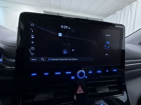 Used 2021 Hyundai Ioniq Limited image 25