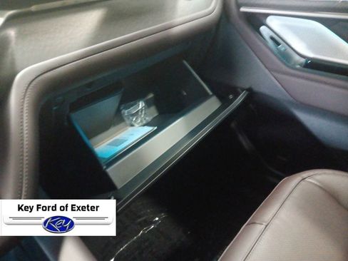 New 2026 Ford Explorer Platinum image 38